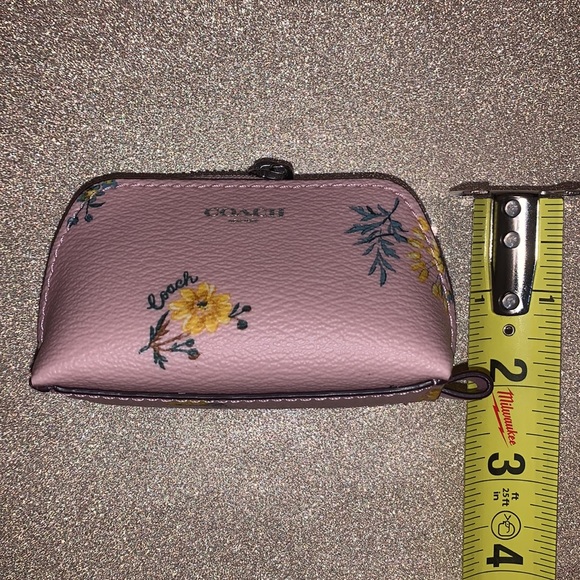 Coach Lipstick 💄 Holder (Pink with Floral Print) - Picture 8 of 15